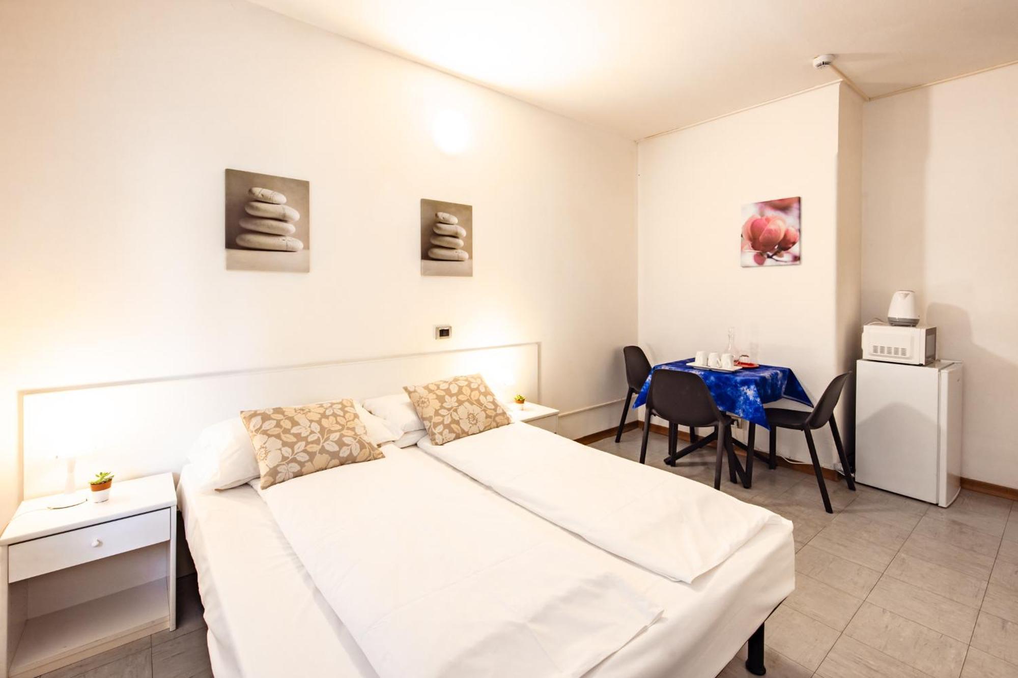 Aparthotel Carinzia Lignano Sabbiadoro Zewnętrze zdjęcie